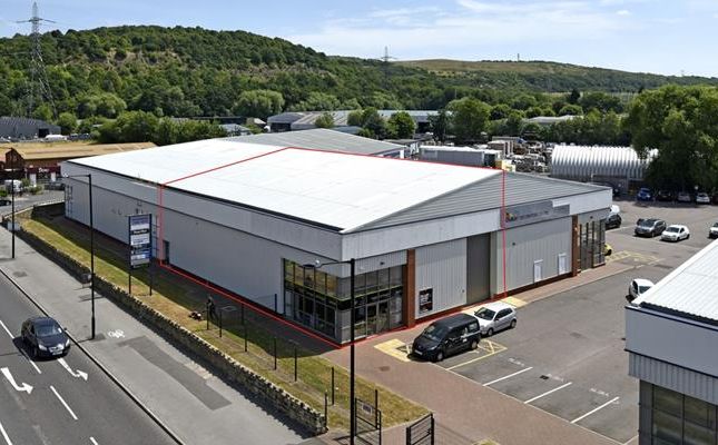 Light industrial to let in Unit 6, Hillsborough Trade Point, Penistone Road, Sheffield