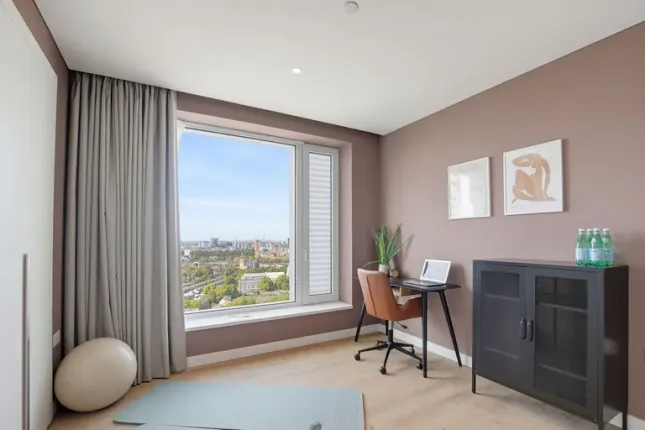 Lumina House, Elephant & Castle, SE1, London photo 3