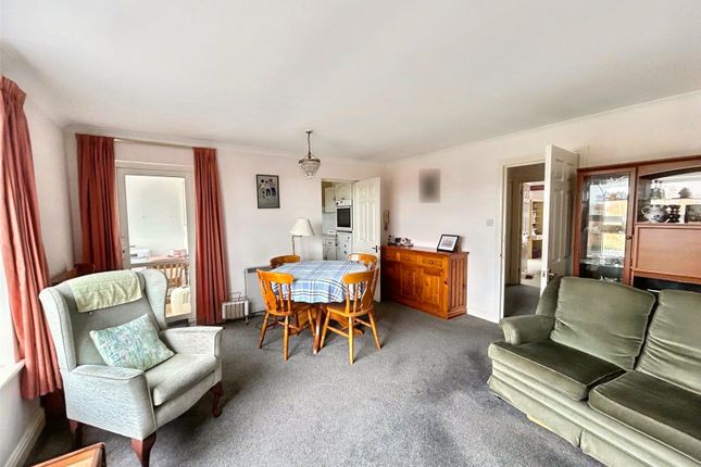 4, Pine Gardens, Devon photo 3
