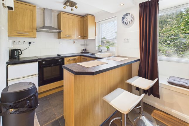 19 Greylees Avenue, Hull, East Yorkshire photo 3