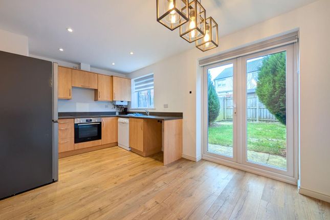32, Bowden Close, Newcastle Upon Tyne photo 2
