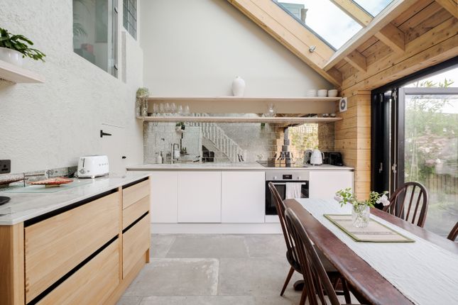 7, Clifton Road, London photo 4