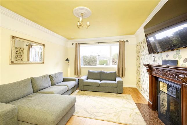 5 Greenhall Crescent, Gorebridge photo 3