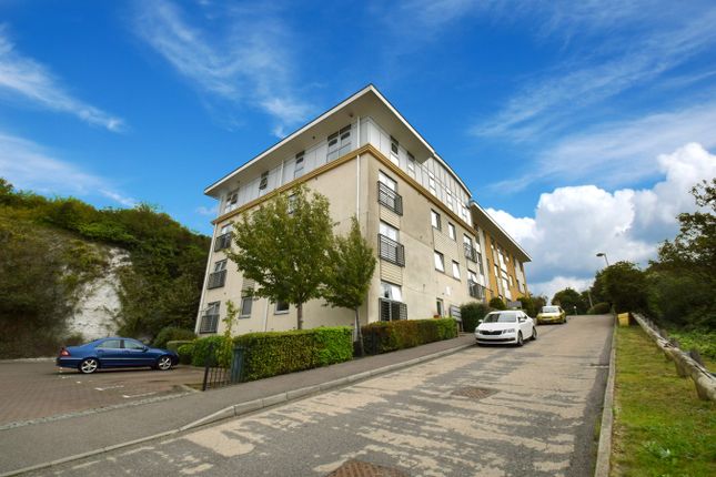 Thumbnail Flat for sale in Ward View, Chatham