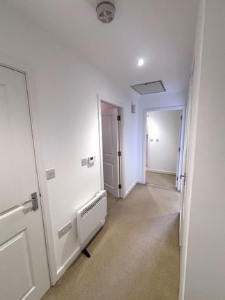 48, Clarendon Gardens, Bromley Cross, Bolton, Greater Manchester photo 2