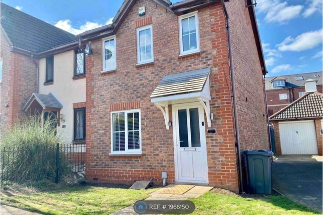 Semi-detached house to rent in Kingmaker Way, Northampton