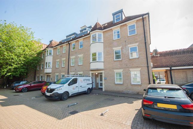 Thumbnail Flat for sale in Cathedral Walk, City Centre, Chelmsford