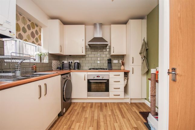 7, Blackberry Close, Rushden photo 4
