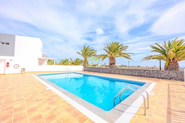 Thumbnail Apartment for sale in Costa Teguise, Lanzarote, Spain