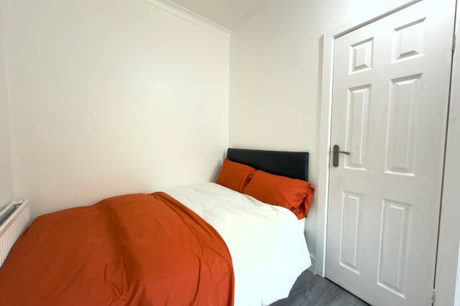 1-bed house on 99, Gravelly Lane, Birmingham, £60/mo