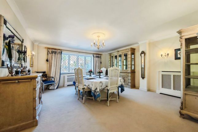 5, Johnson Drive, Wokingham photo 4