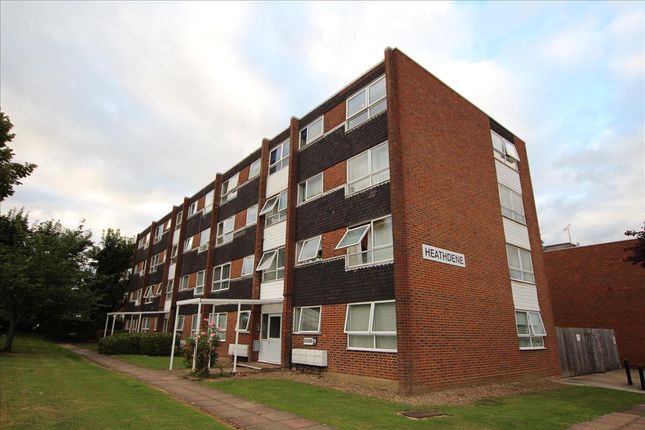 Thumbnail Flat to rent in Heathdene, Chase Side, Southgate, London