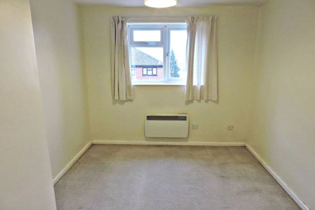 18, Kaybridge Close, High Wycombe photo 4