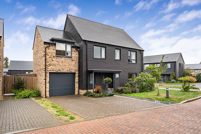 4-bed detached on Bengal Close, Surrey, £825,000