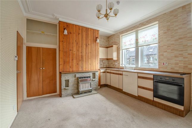 19, Norwood Road, West Yorkshire photo 3