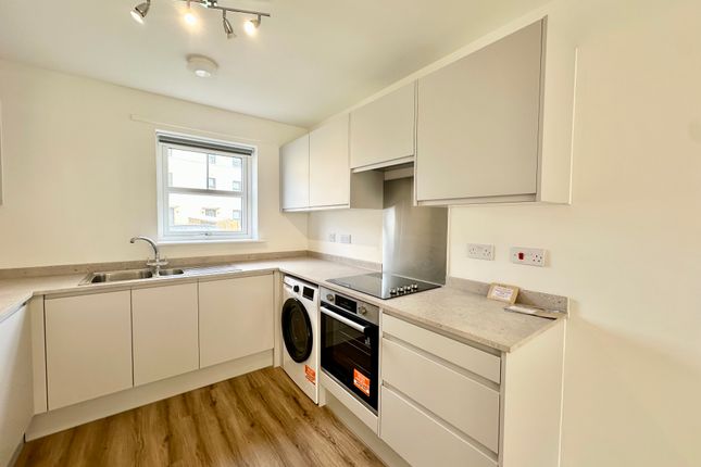 82, Eliza Grant Road, LEEDS photo 3