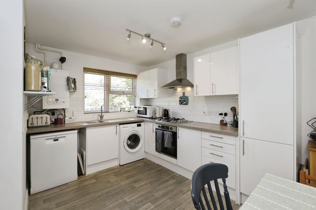 45, Cumbrian Avenue, York photo 4