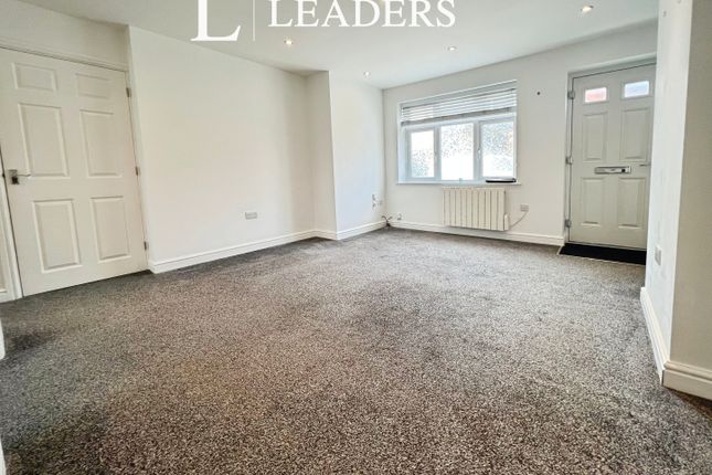 2B, Meadowgate, Bourne photo 5
