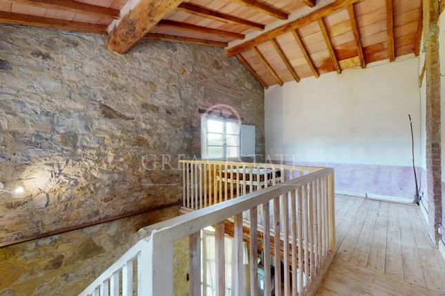 Villa for sale in Montalcino, Siena, Tuscany