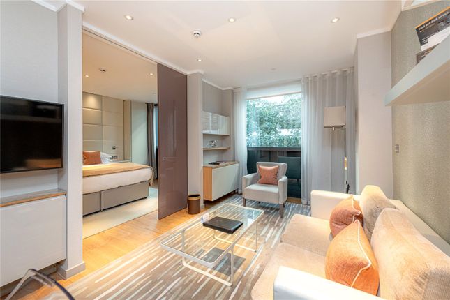 Thumbnail Flat to rent in Lower Thames Street, London