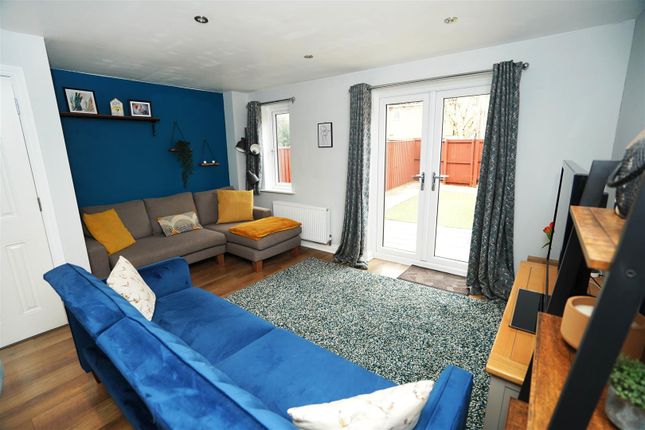 15, Hazel Pear Close, Bolton photo 2