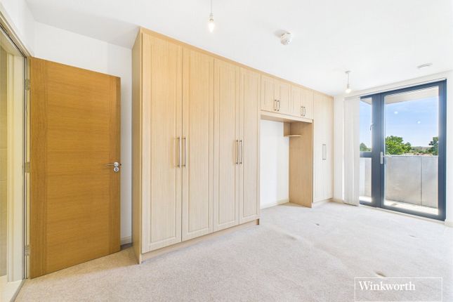 Flat 14,, Cypress Court, Kingsbury photo 4