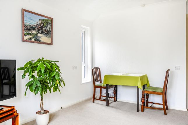 35, Dower Court, York photo 4