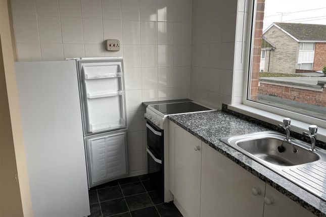 Flat to rent in Horsewell, Southam