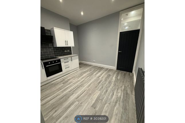 Park Road, Denton, Manchester photo 5