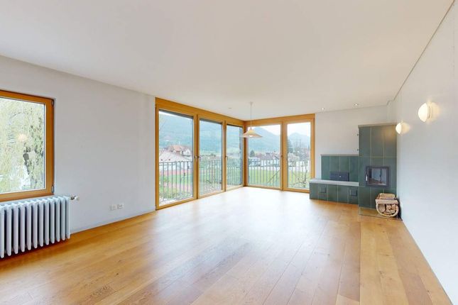 Villa for sale in Laupersdorf, Kanton Solothurn, Switzerland