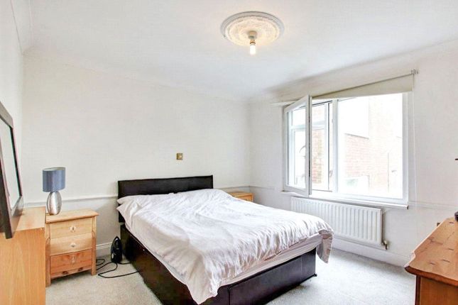 82 Gibbs Court, Chester le Street photo 3