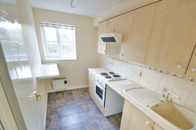 Flat to rent in Huntington Drive, Lawley Bank