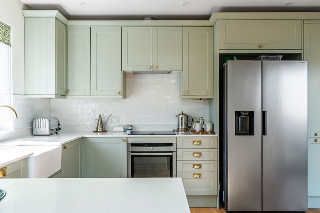 1 Sandhurst Avenue, Tunbridge Wells photo 2