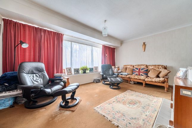Broomside, Hare Lane, Lingfield photo 4