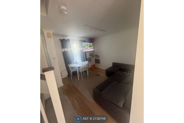 Bruces Wharf Road, Grays photo 3