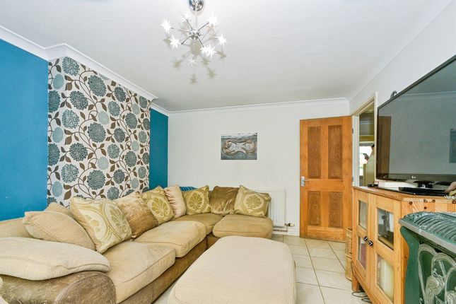 22, Fiddington Clays, Devizes photo 4