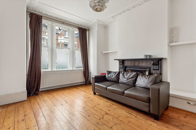 27, Hemberton Road, Clapham North photo 2