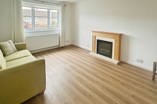 30, Drummond Road, Bourne photo 4
