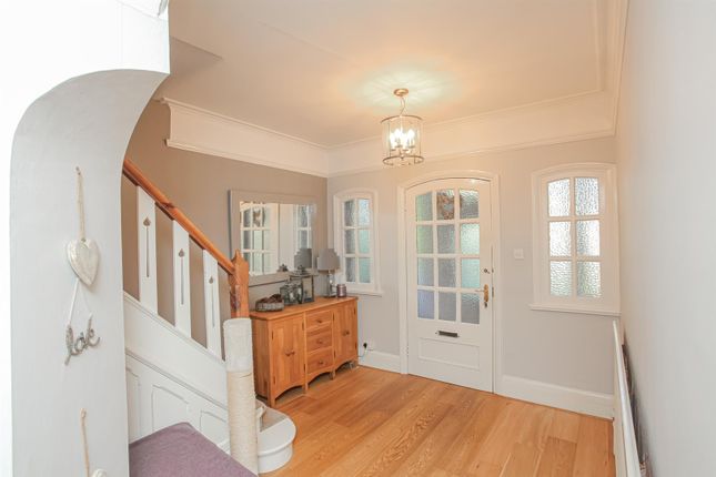 Semi-detached house for sale in Bloxham Road, Banbury