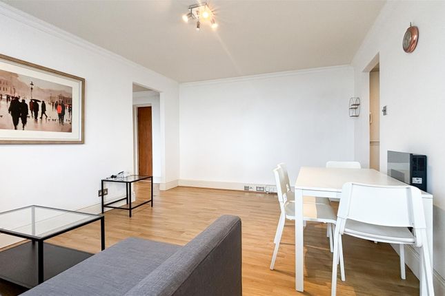 Flat to rent in Stuart Tower, Maida Vale
