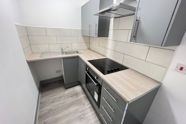 499G Flat 1, Saffron Lane, Leicester photo 3