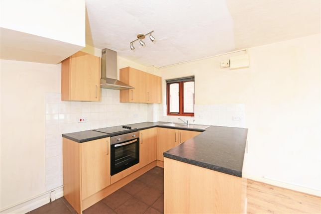 Terraced house for sale in South Street, Farnborough