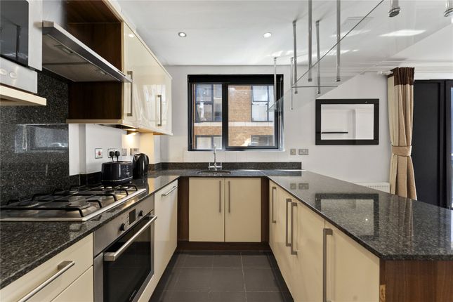 Flat 2, Surbiton Plaza, 16, St. Mary's Road, Surbiton photo 4