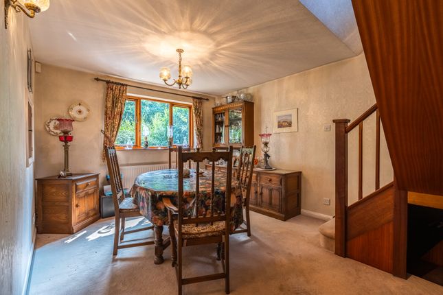 2, Wellington Square, Droitwich photo 4