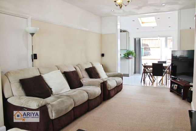 39 Oakthorpe Avenue, Leicester photo 4