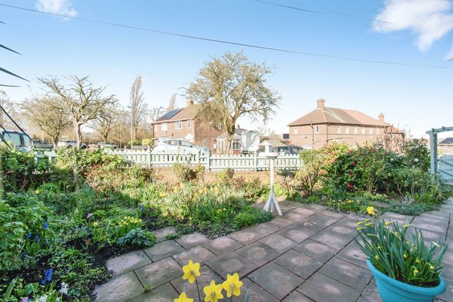 59, Lumley Avenue, Castleford photo 4