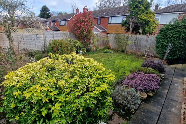 Bungalow for sale in Lindsey Crescent, Kenilworth, Warwickshire