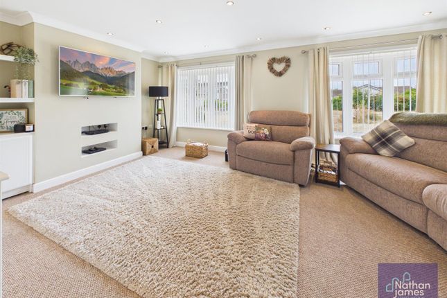103, Elan Way, Caldicot photo 3