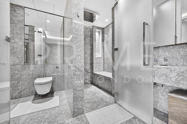 Bathroom2 (2).Jpg