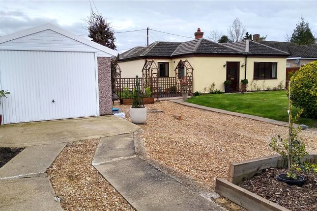 Thumbnail Bungalow for sale in Hall End Road, Wootton, Bedford, Bedfordshire